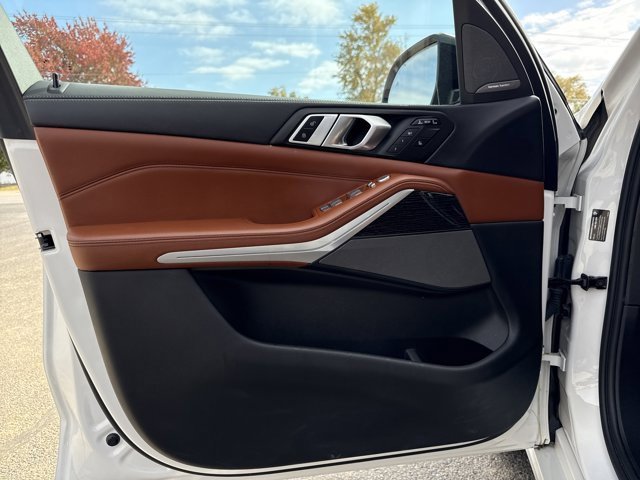 Certified 2023 BMW X7 xDrive40i w/ M Sport Package image 49