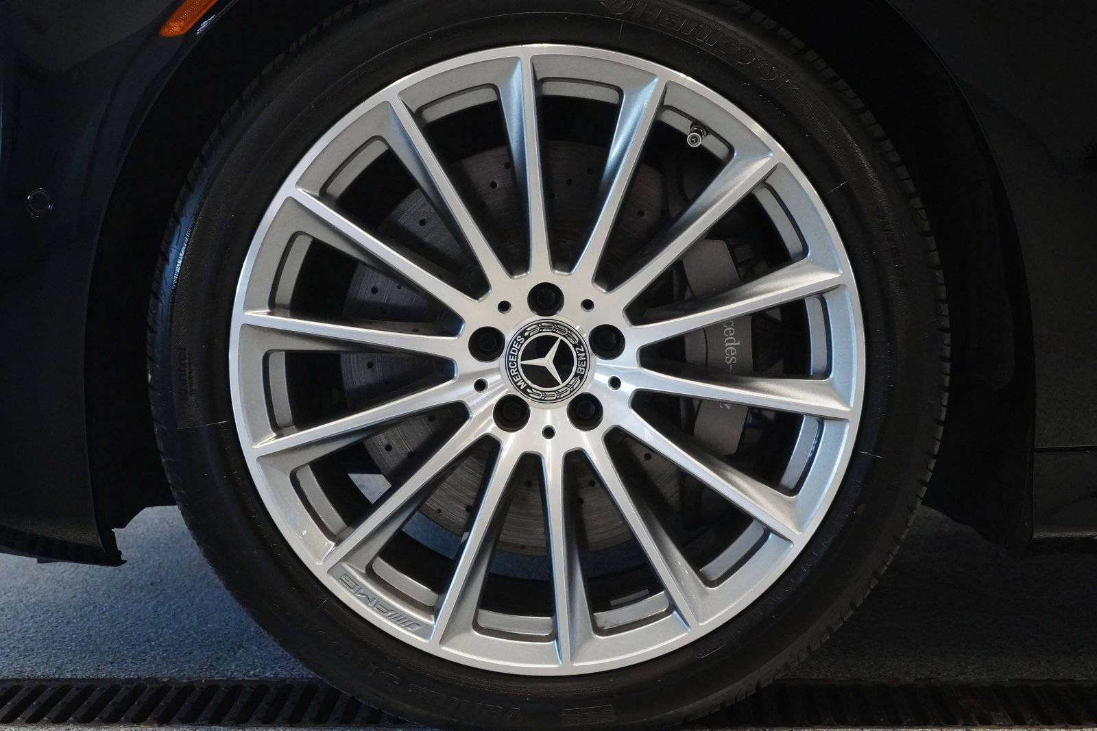 Used 2023 Mercedes-Benz S 580 4MATIC Sedan image 9