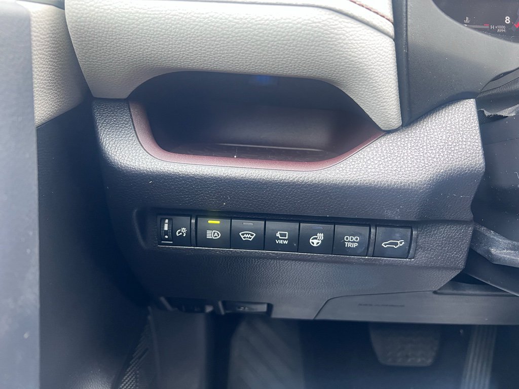 Used 2024 Toyota RAV4 Limited w/ Advanced Technology Package image 21