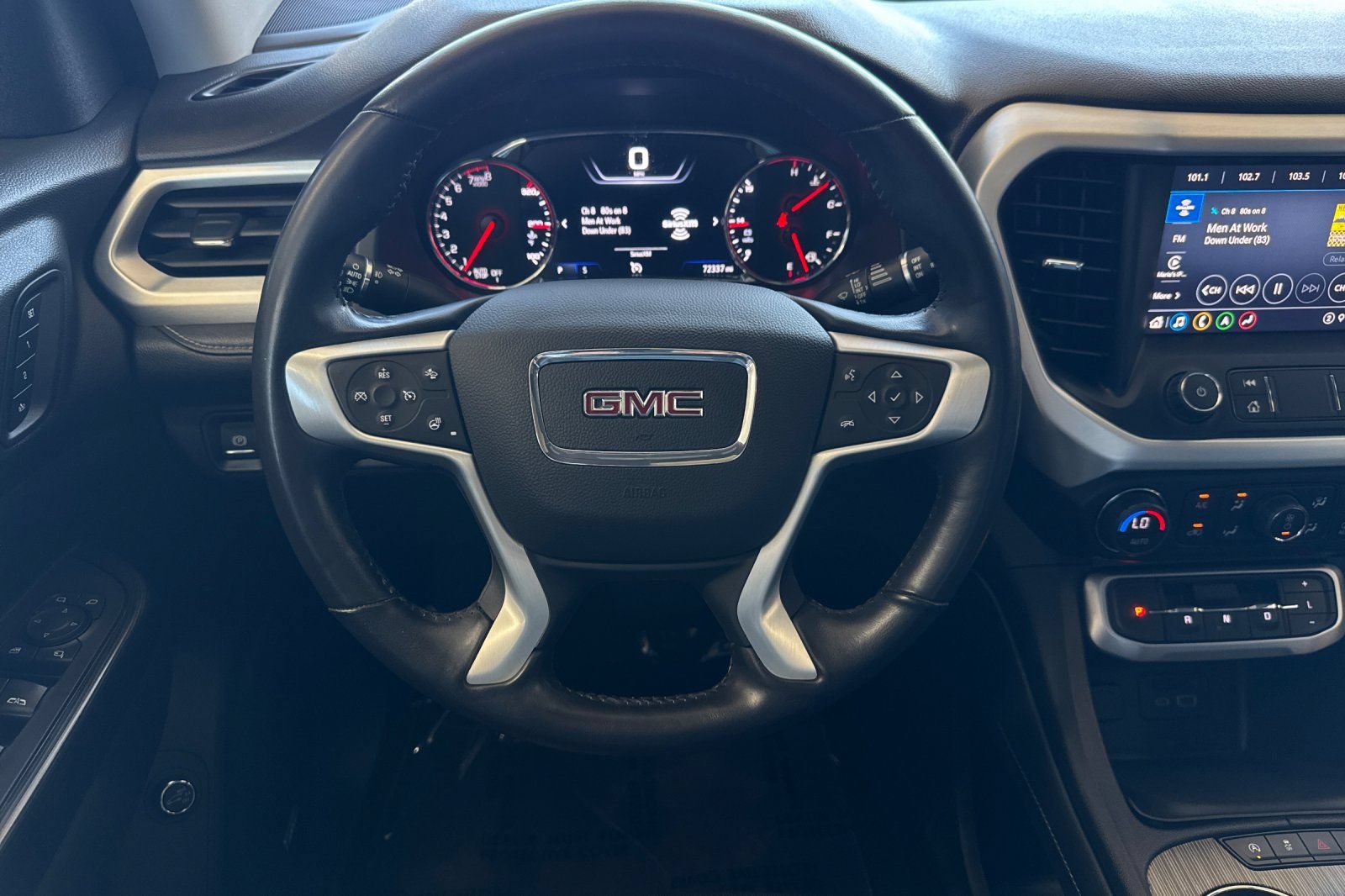 Used 2022 GMC Acadia SLT w/ Elevation Edition FWD image 14