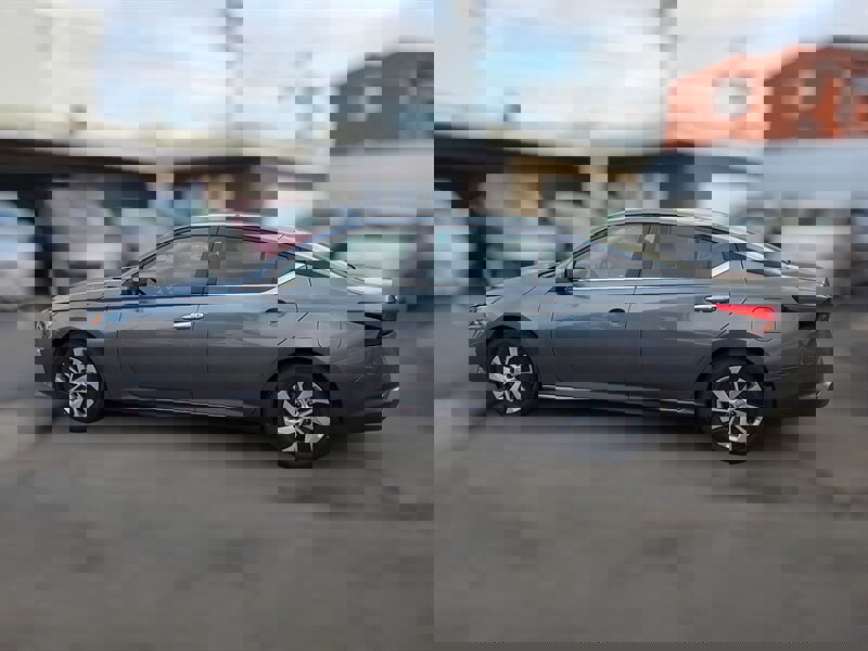 Used 2022 Nissan Altima 2.5 S image 9