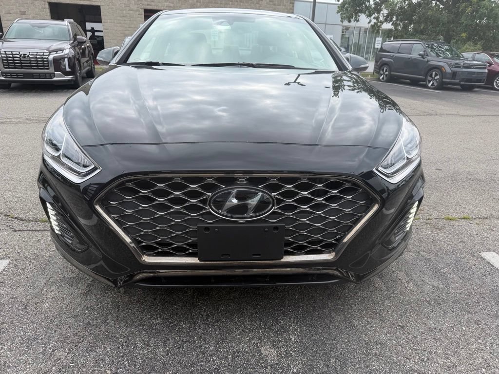 Used 2019 Hyundai Sonata Sport w/ Tech Package 03 FWD image 2