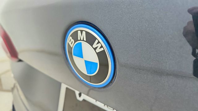 Used 2022 BMW X5 xDrive45e w/ M Sport Package image 16