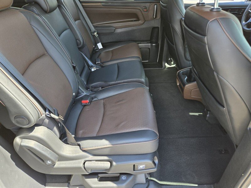 Used 2025 Honda Odyssey Elite image 16