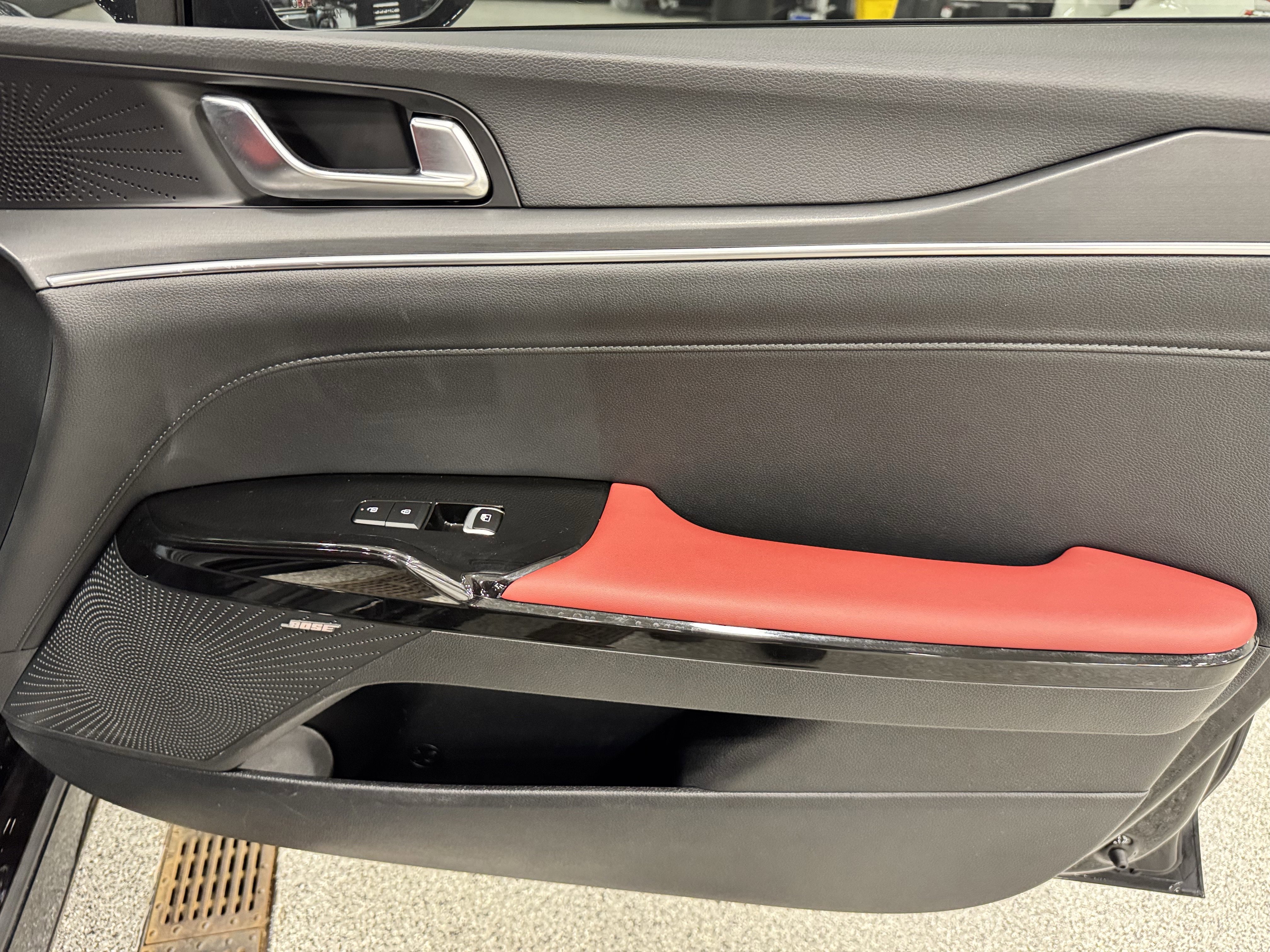 Used 2025 Kia K5 GT-Line w/ GT-Line Premium Package image 28