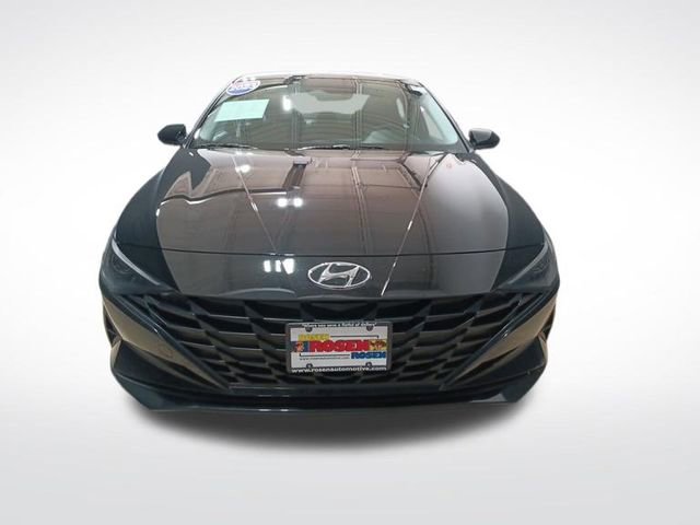Used 2023 Hyundai Elantra SEL image 32