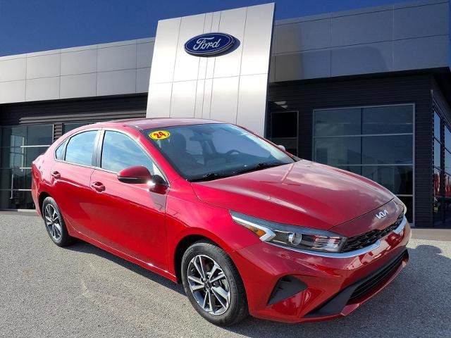 Used 2024 Kia Forte LXS w/ LXS Technology Package image 1