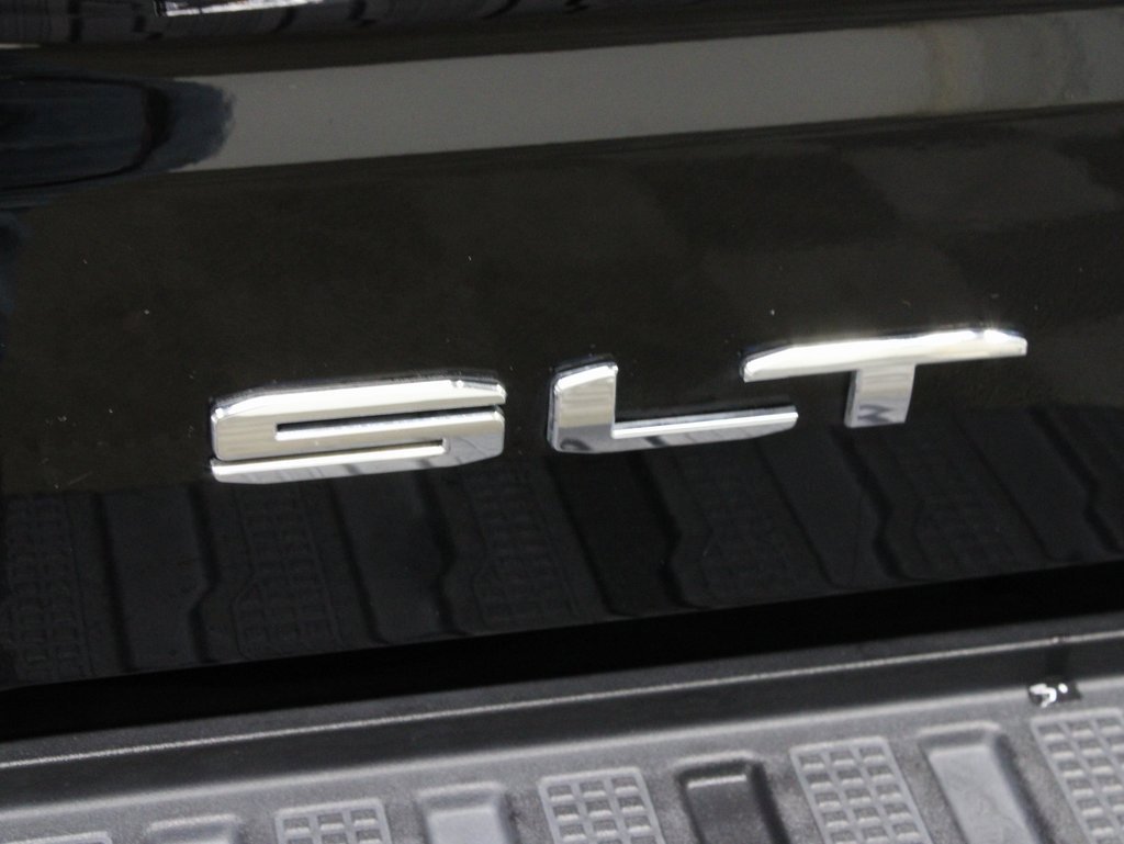 Used 2024 GMC Sierra 1500 SLT image 44