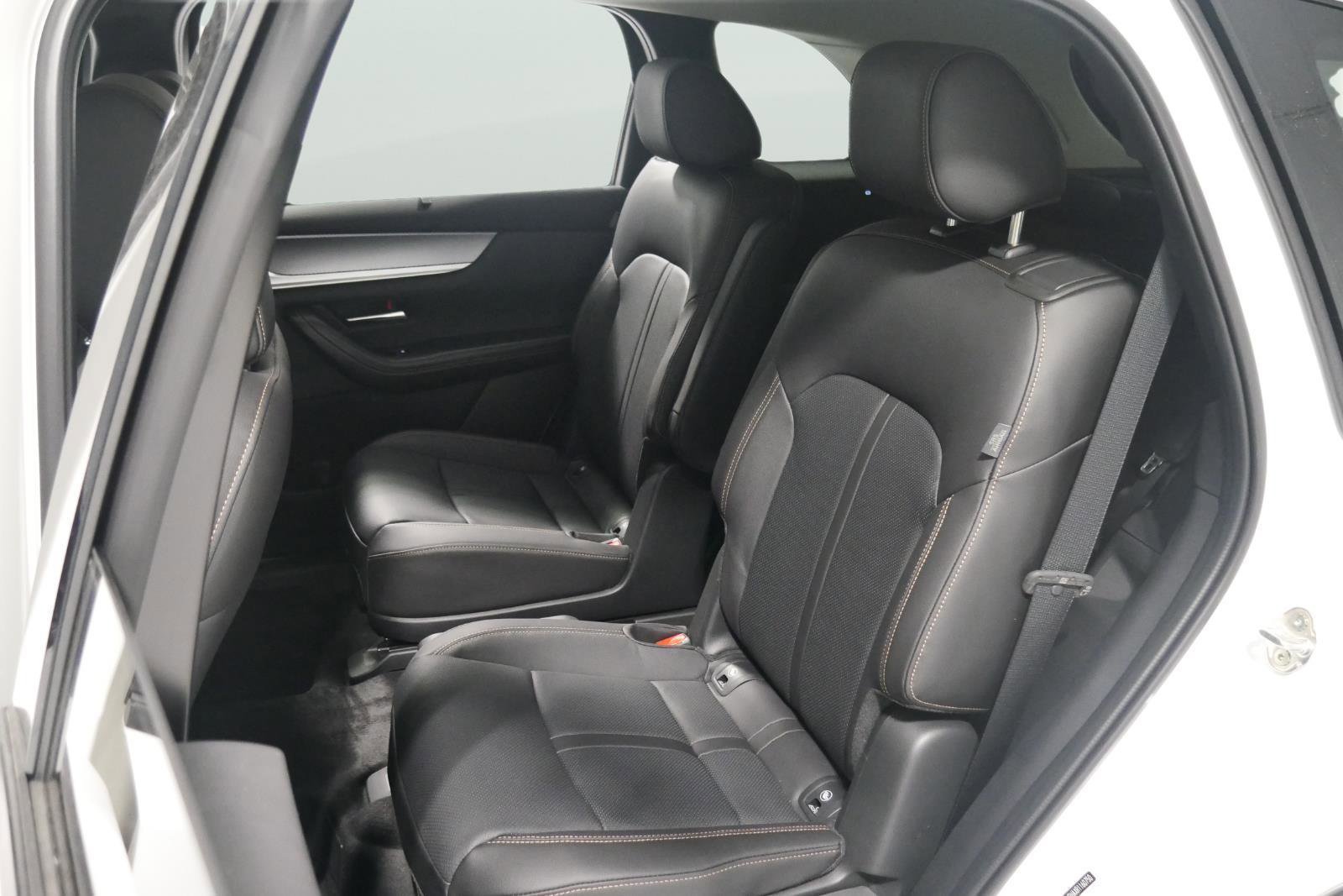 New 2024 MAZDA CX-90 Plug-In Hybrid w/ Premium Pkg image 11