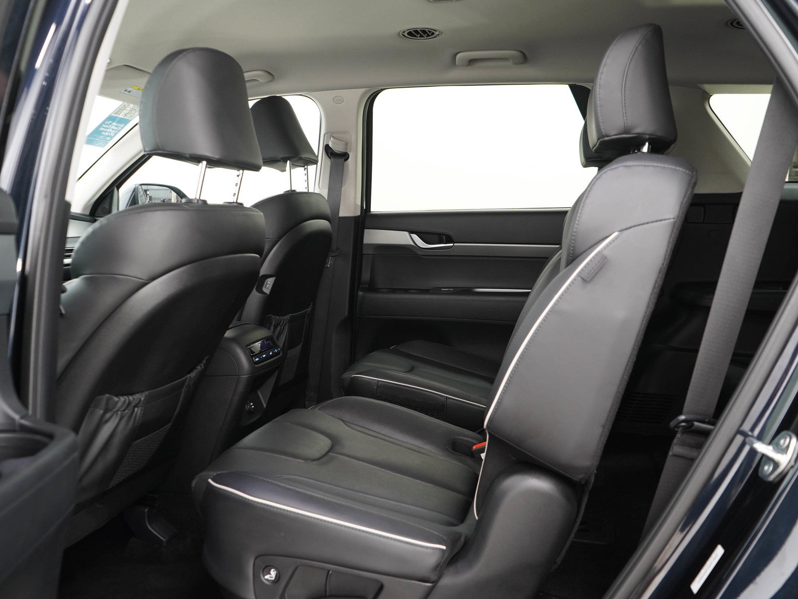 Used 2025 Hyundai Palisade SEL AWD/4WD image 14
