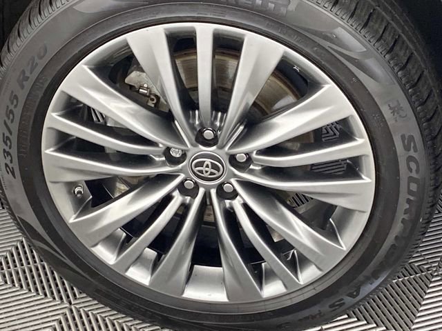 Used 2021 Toyota Highlander Platinum AWD/4WD image 29