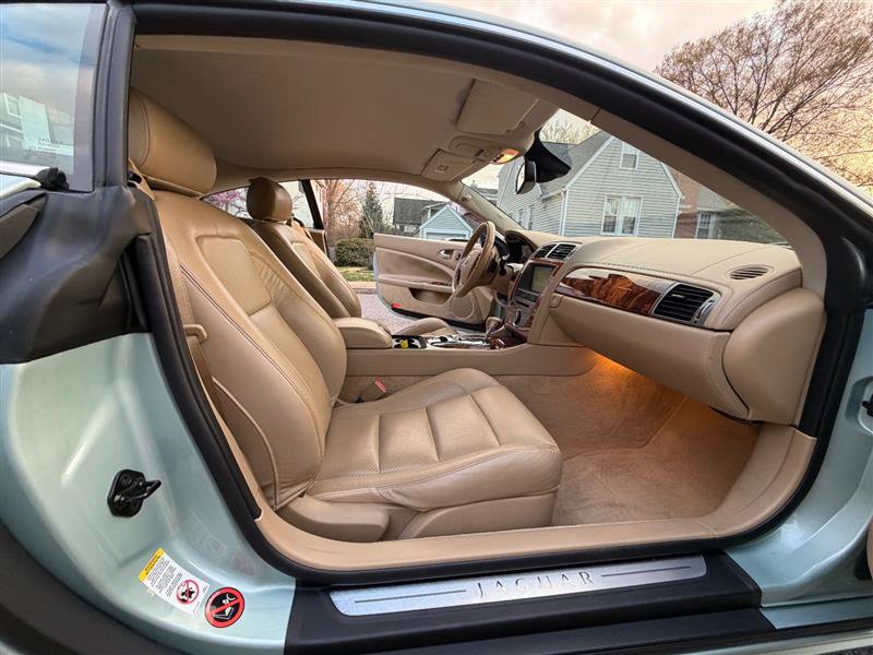Used 2008 Jaguar XK Coupe image 15