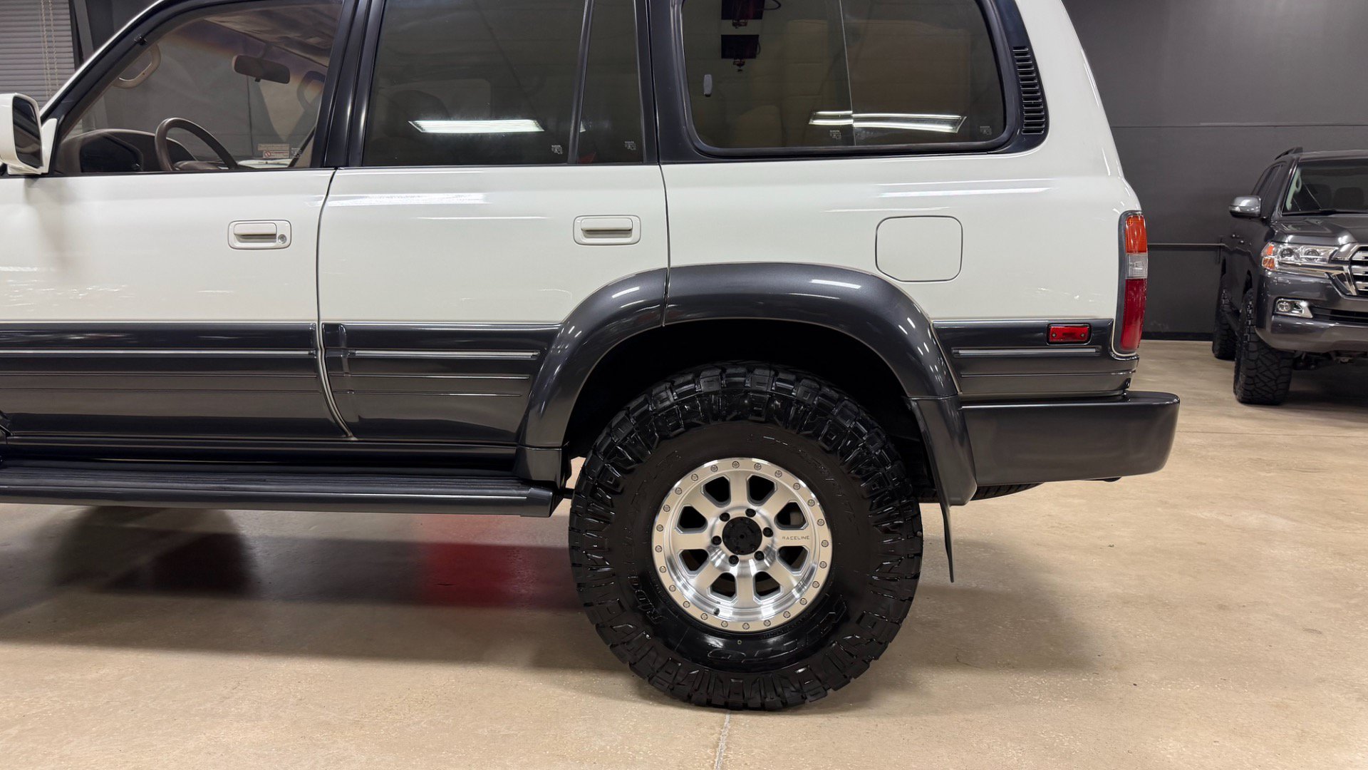Used 1997 Lexus LX 450 4WD image 19