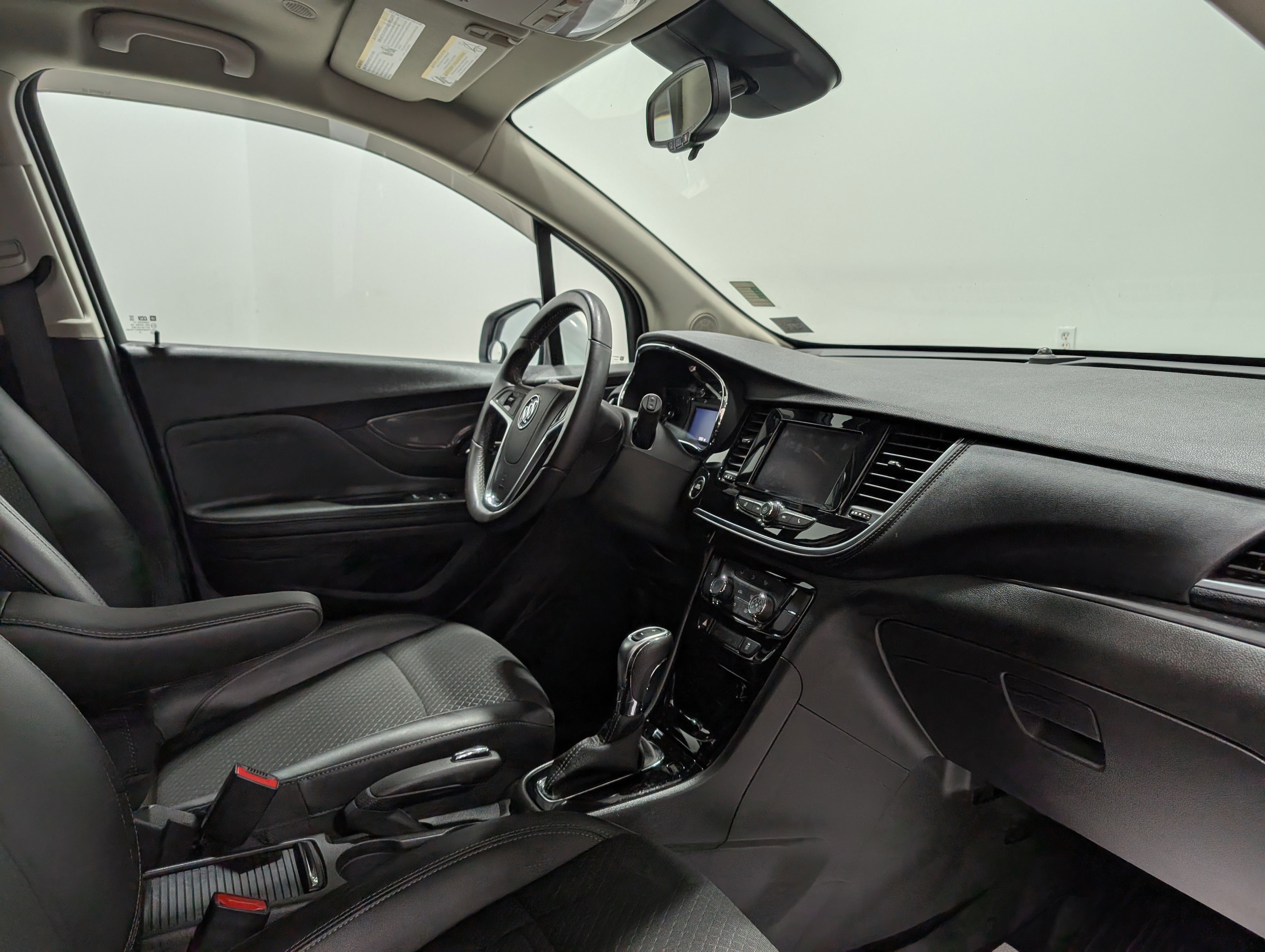 Used 2022 Buick Encore Preferred w/ Safety Package image 15