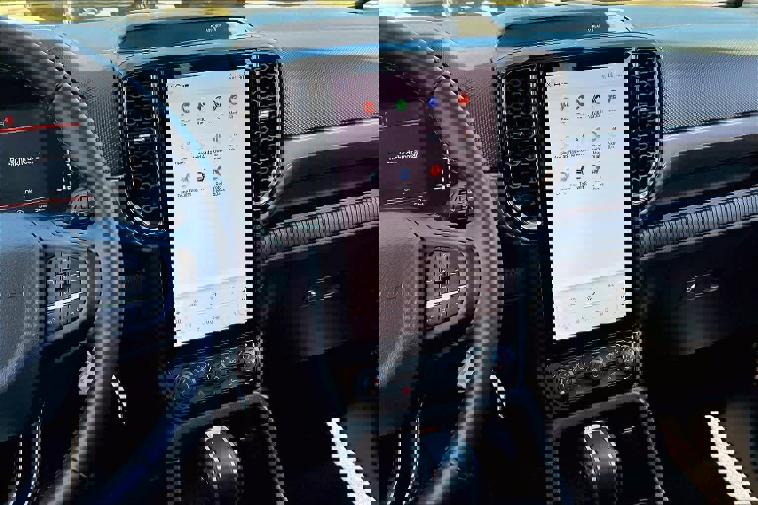 Used 2024 Ford Ranger XLT w/ Equipment Group 301A High image 7