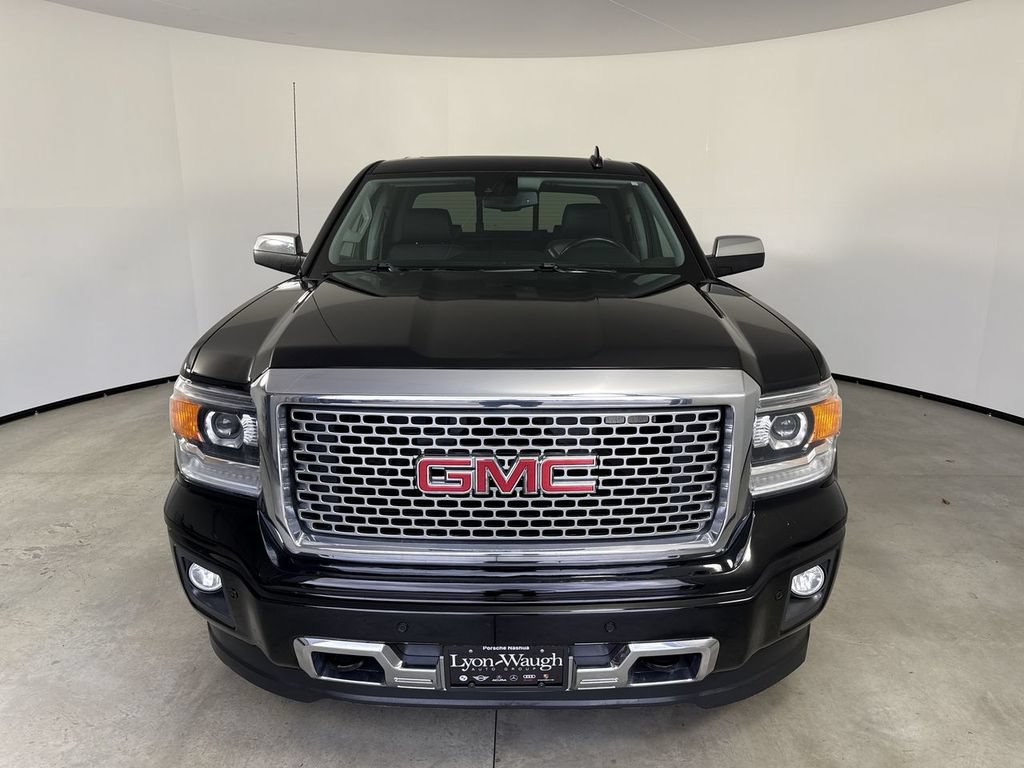 Used 2015 GMC Sierra 1500 Denali w/ Driver Alert Package AWD/4WD image 10