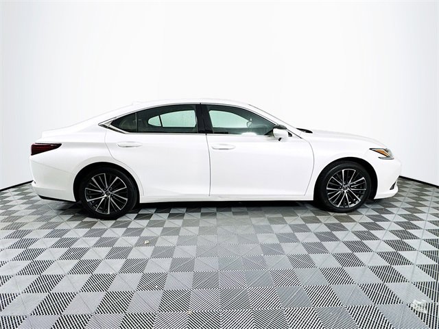 Used 2023 Lexus ES 350 Luxury image 8