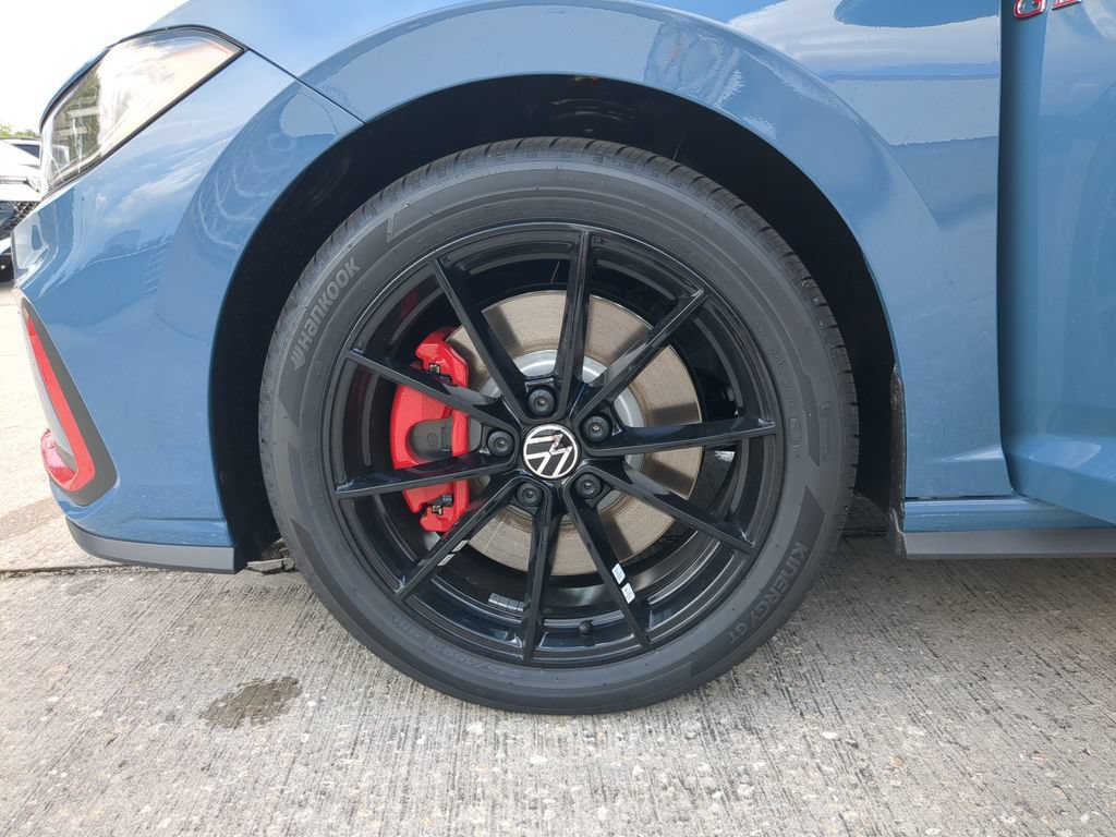 New 2026 Volkswagen Jetta GLI Autobahn FWD image 31