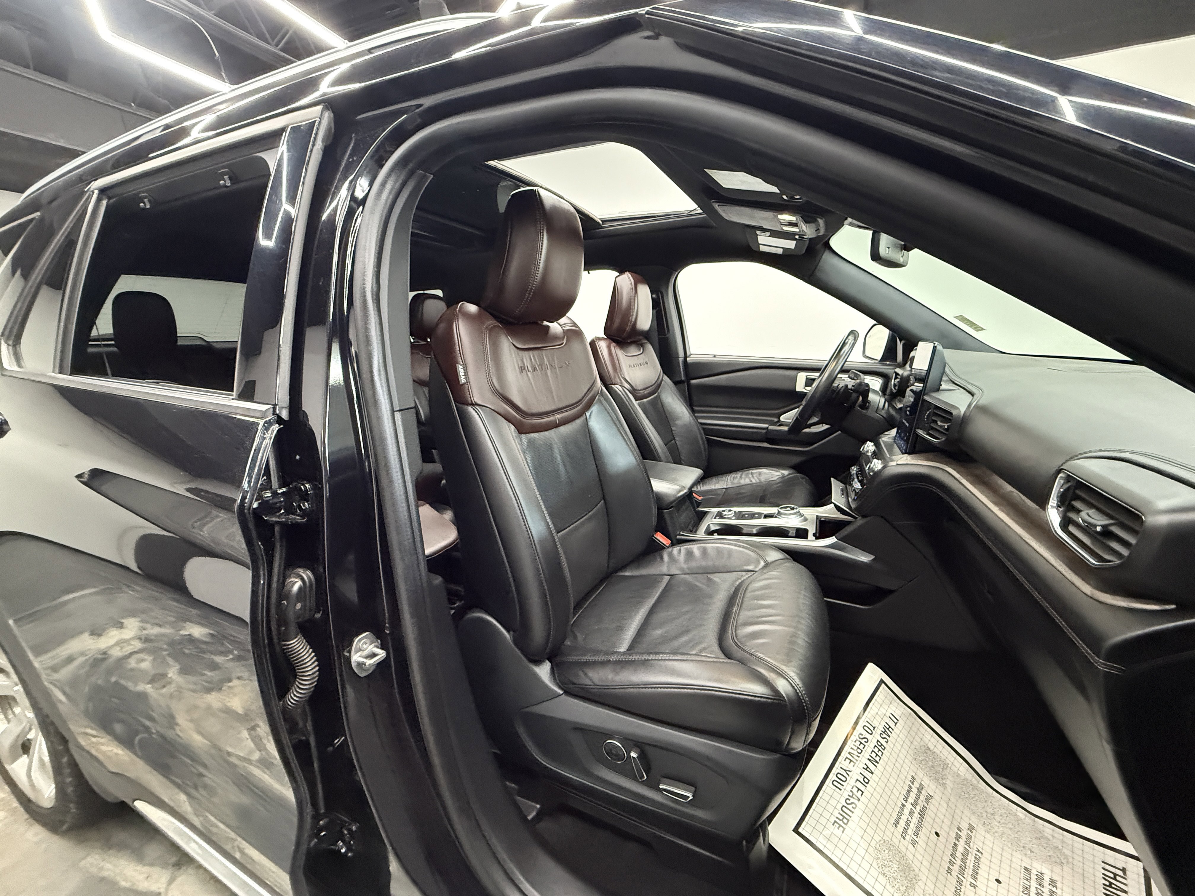 Used 2020 Ford Explorer Platinum image 24
