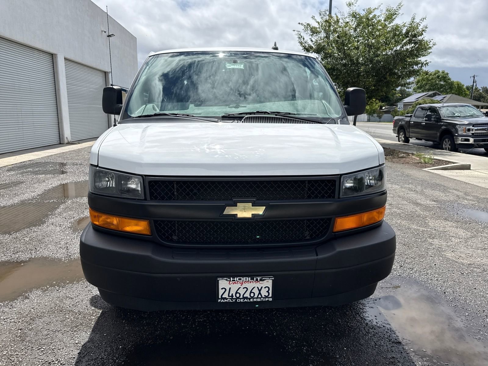 Used 2022 Chevrolet Express 2500 Extended w/ Driver Convenience Package RWD image 8