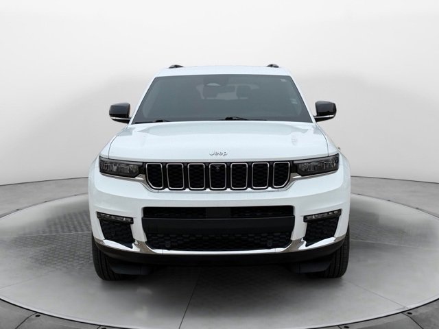 Used 2023 Jeep Grand Cherokee L Limited w/ Luxury Tech Group II image 8