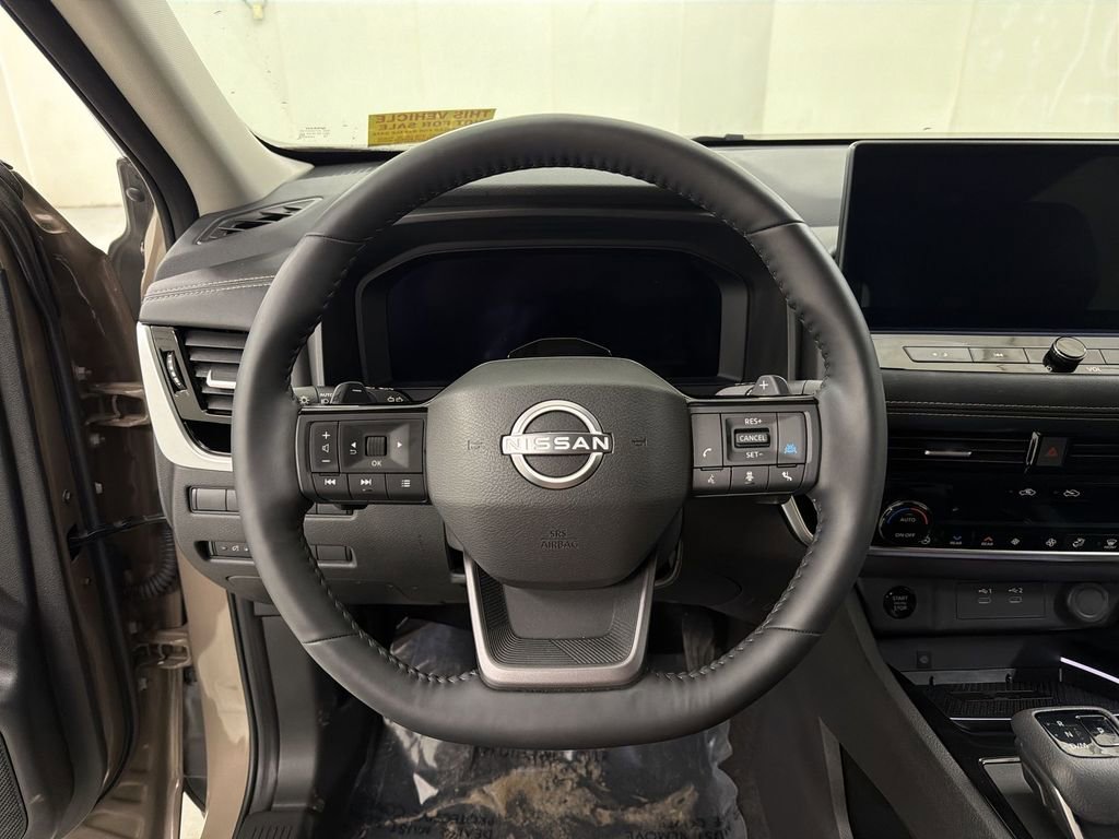 Certified 2025 Nissan Rogue SL w/ Tech Package FWD image 33