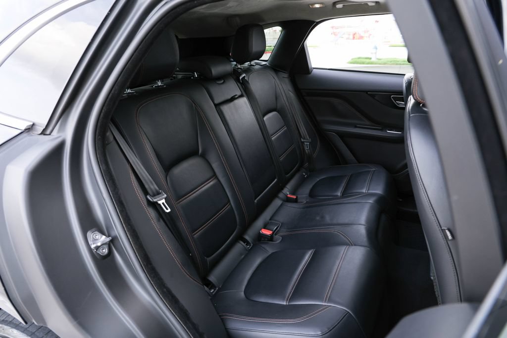 Used 2020 Jaguar F-PACE Prestige AWD/4WD image 27