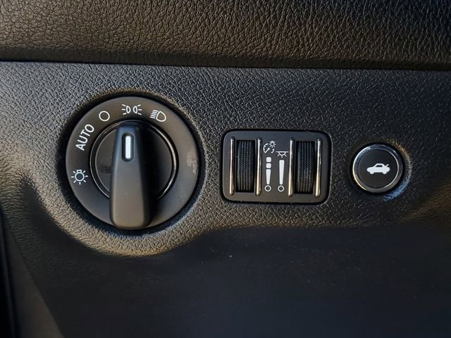 Certified 2019 Dodge Challenger SXT image 20