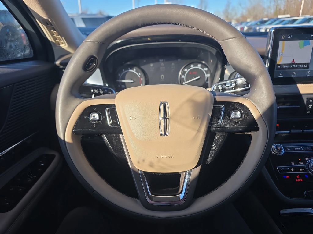 Used 2022 Lincoln Corsair AWD w/ Equipment Group 101A image 34