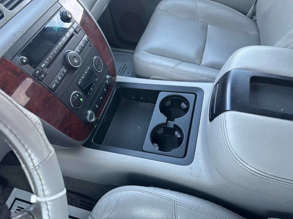 Used 2013 Chevrolet Silverado 1500 LTZ w/ LTZ Plus Package AWD/4WD image 16