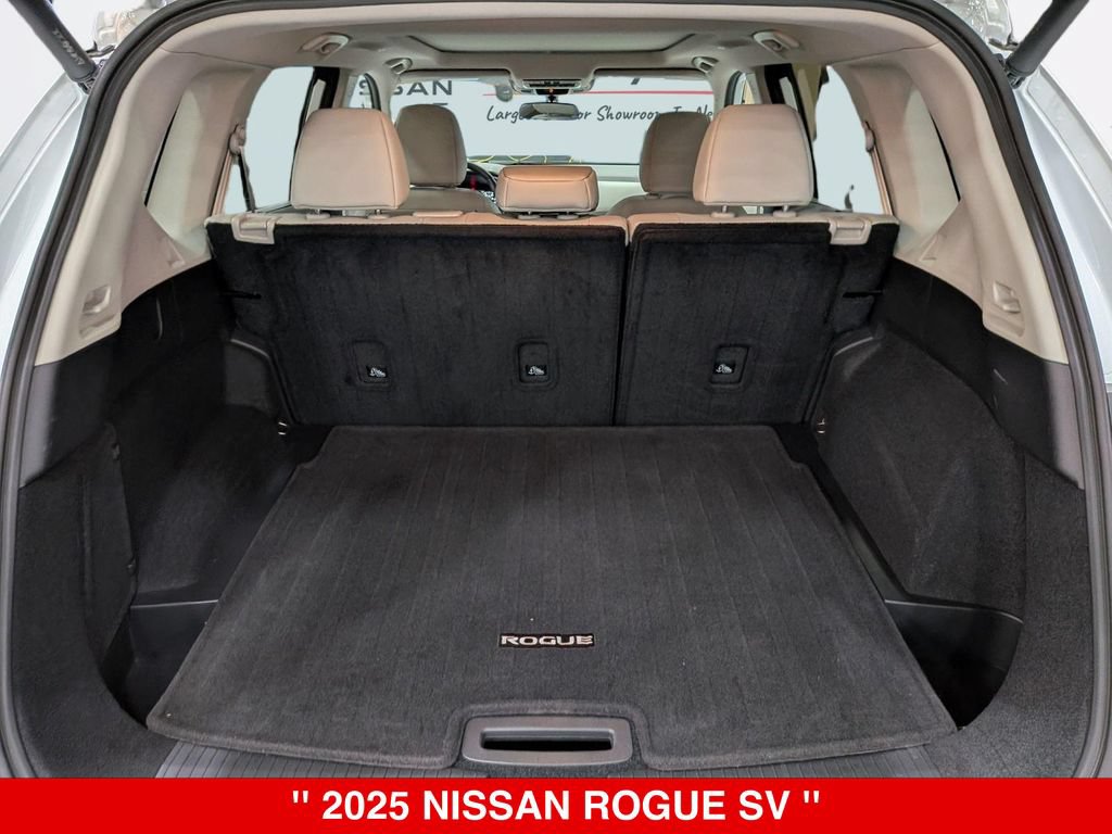 Certified 2025 Nissan Rogue SV w/ SV Premium Package AWD/4WD image 31
