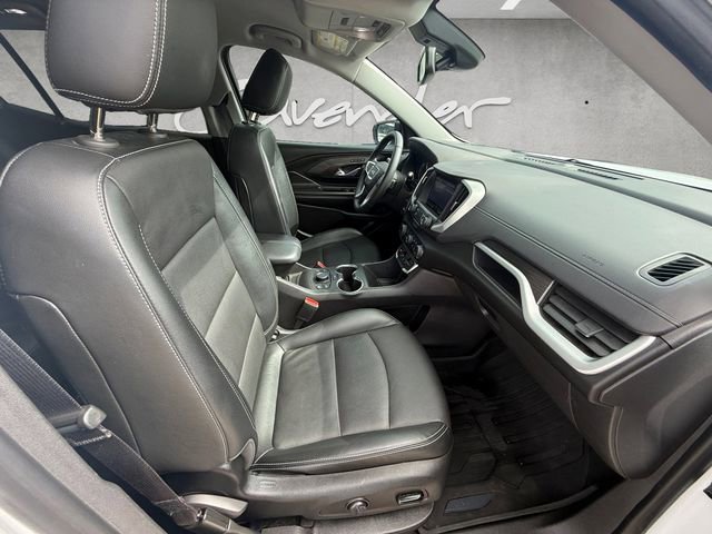 Used 2023 GMC Terrain SLT w/ Tech Package FWD image 24