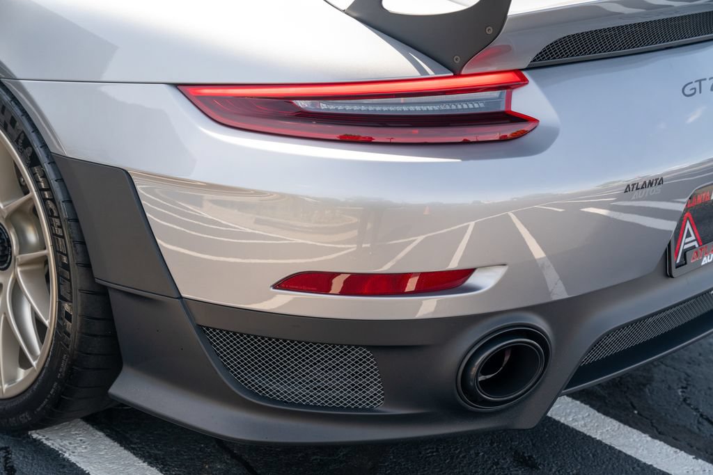 Used 2018 Porsche 911 GT2 RS RWD image 23