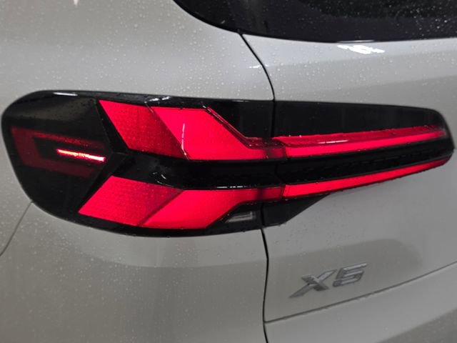 Certified 2025 BMW X5 xDrive40i w/ Climate Comfort Package image 29
