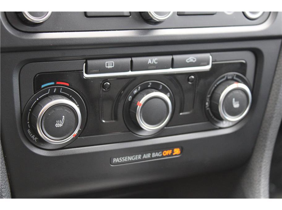 Used 2013 Volkswagen Jetta TDI image 23