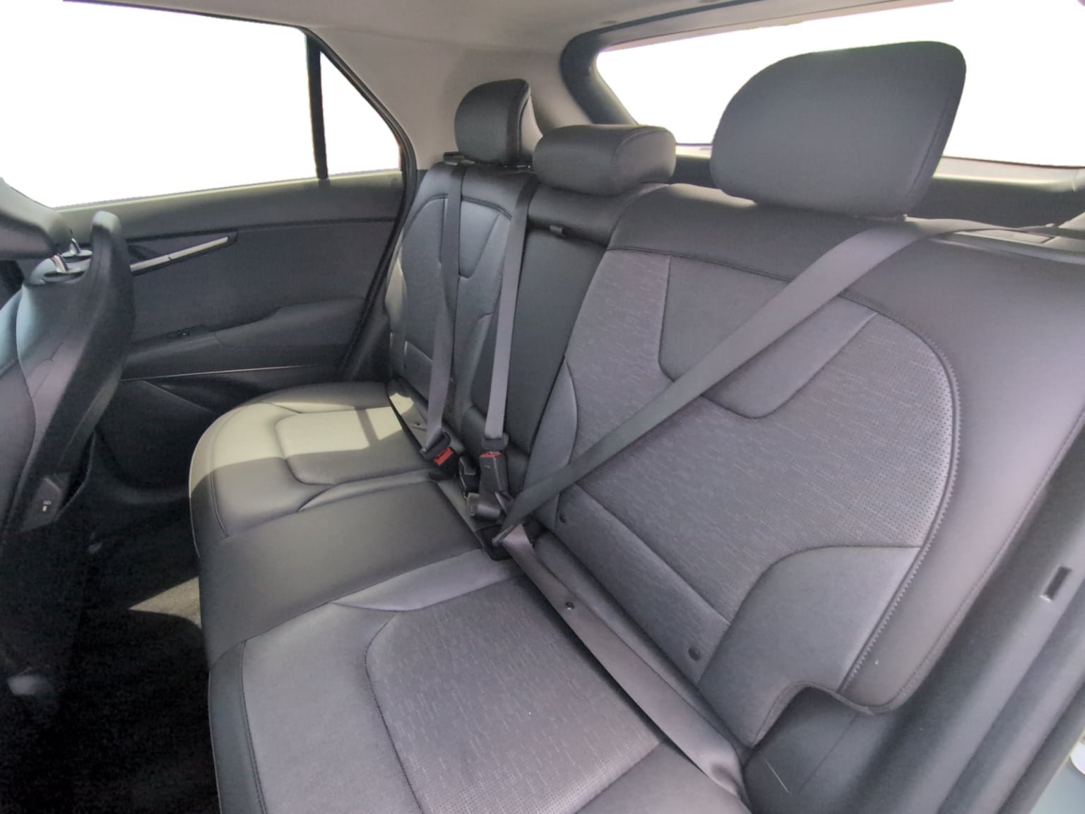 Used 2023 Kia Niro Wave FWD image 16