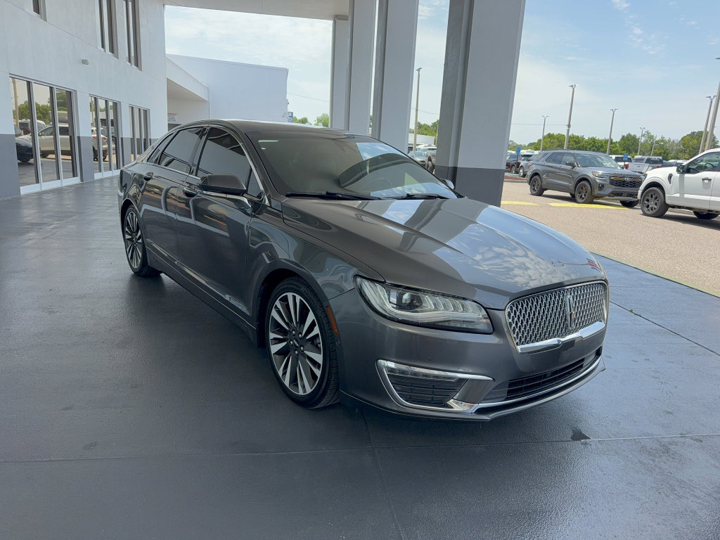 Used 2019 Lincoln MKZ Reserve FWD image 4