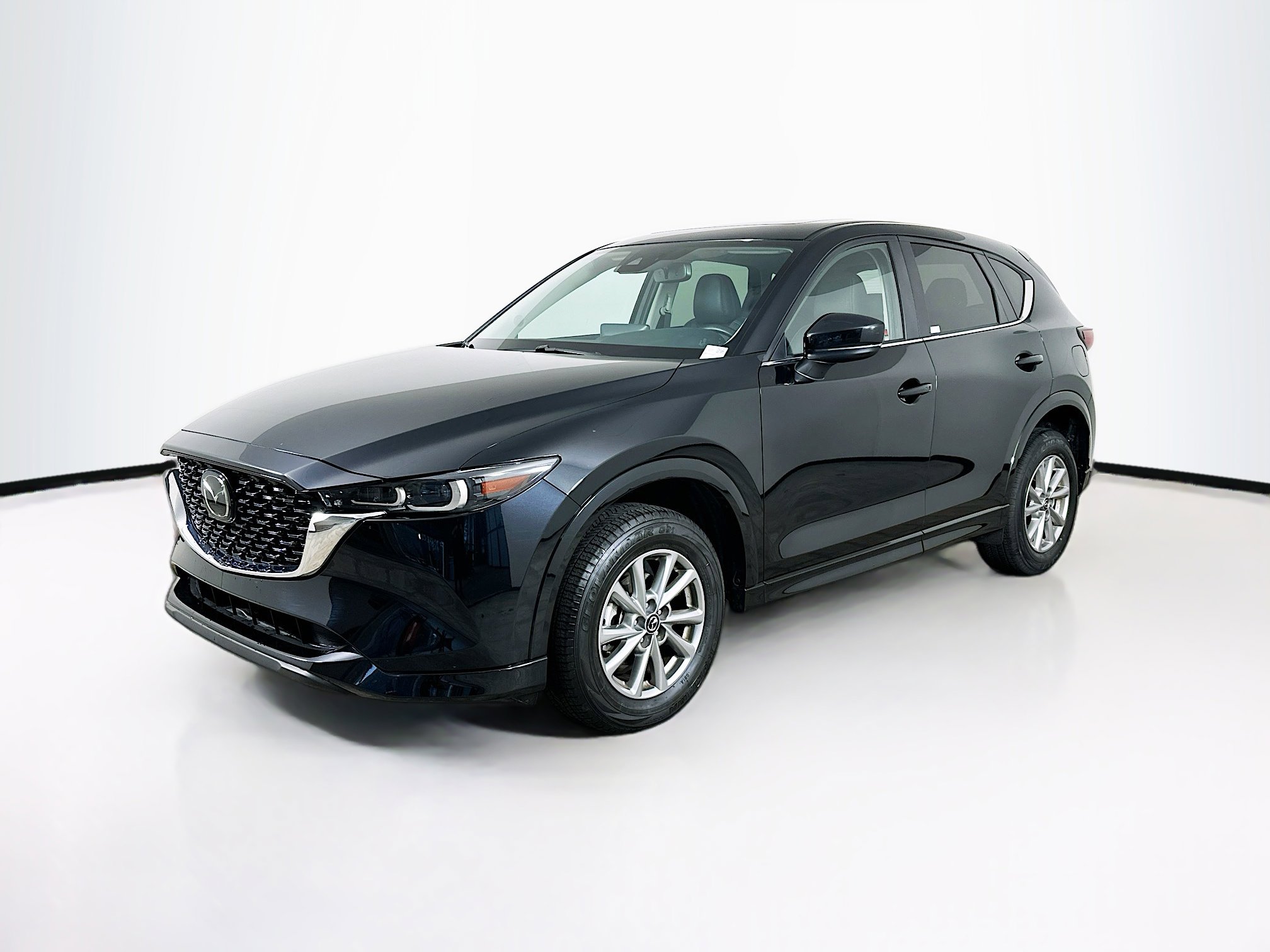 Used 2025 MAZDA CX-5 AWD 2.5 S w/ Preferred Package image 3