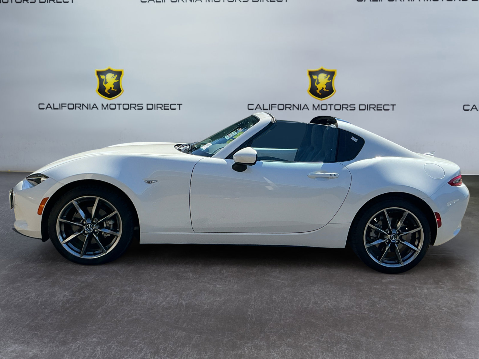Used 2021 MAZDA MX-5 Miata RF Grand Touring image 8