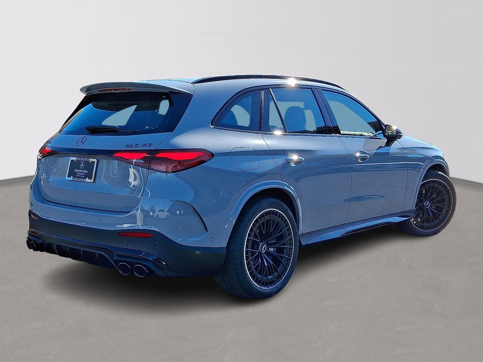 Used 2026 Mercedes-Benz GLC 43 AMG 4MATIC image 4