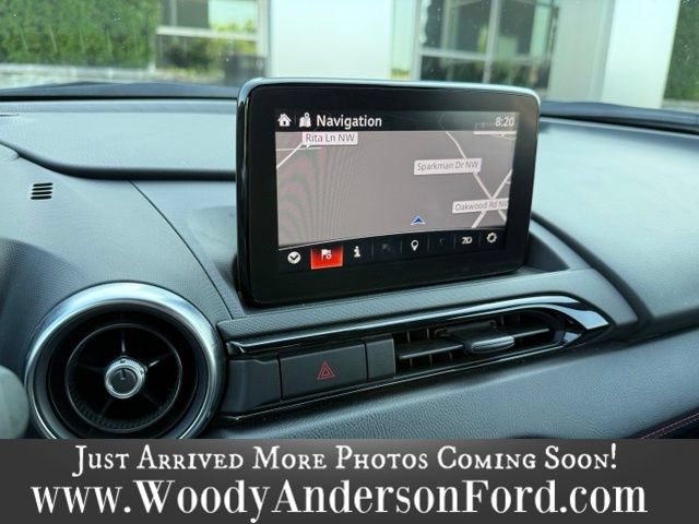 Used 2019 MAZDA MX-5 Miata Grand Touring w/ GT-S Package RWD image 12