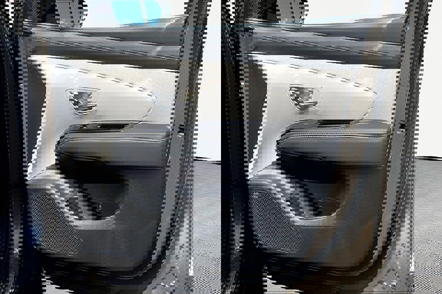 Used 2025 Hyundai Tucson Limited image 28