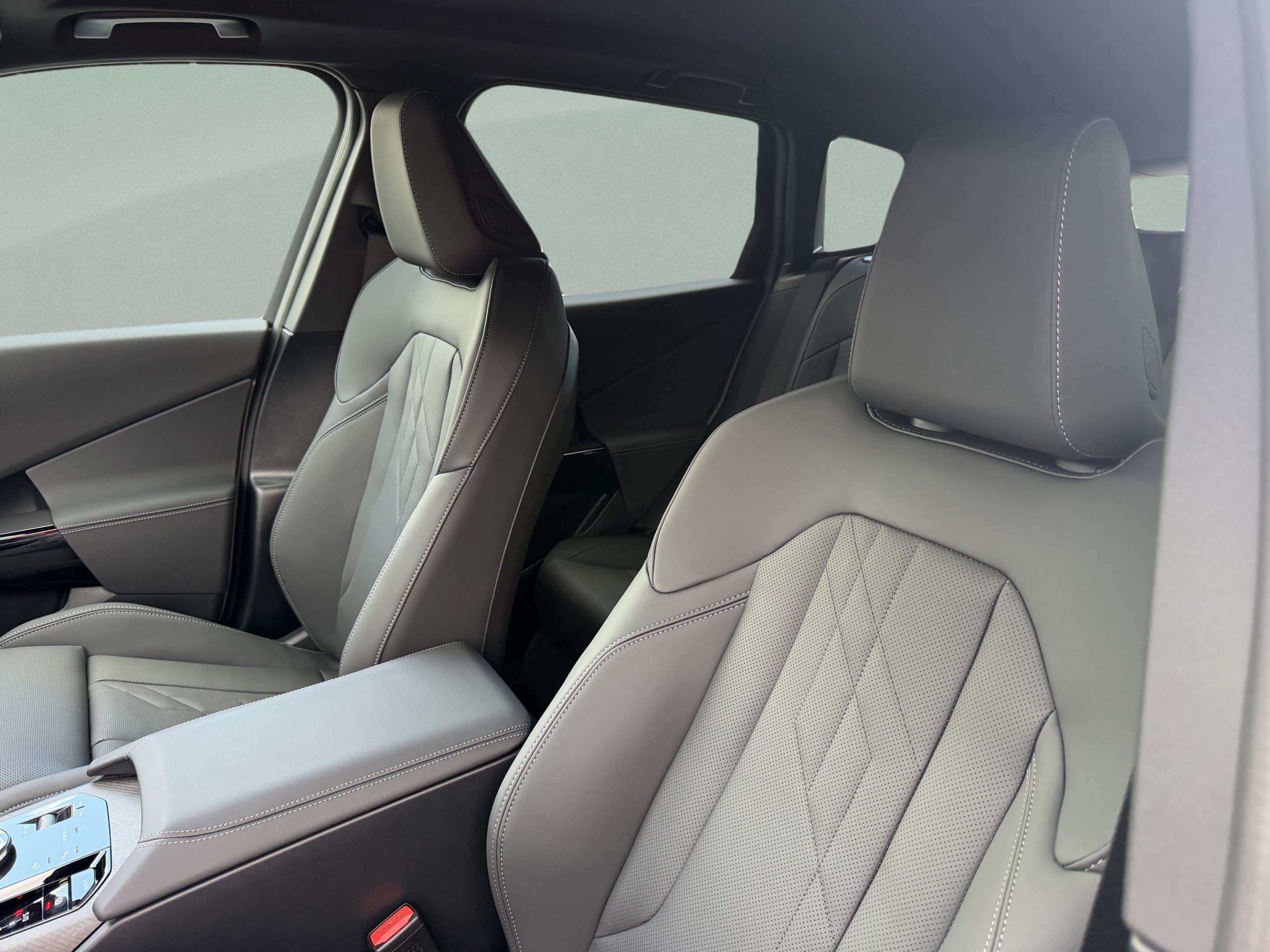 New 2026 BMW X3 xDrive30i AWD/4WD image 8