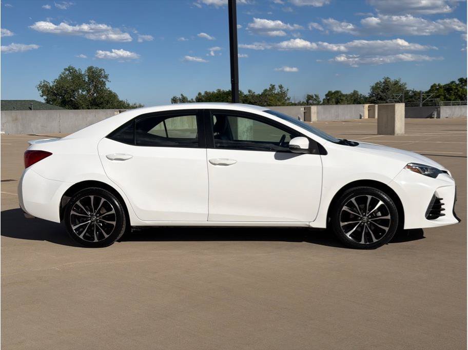 Used 2017 Toyota Corolla SE FWD image 13