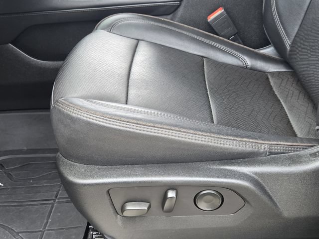 Used 2023 Chevrolet Tahoe High Country AWD/4WD image 23