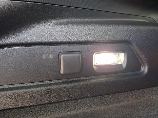 Certified 2024 Cadillac Lyriq Luxury AWD/4WD image 32