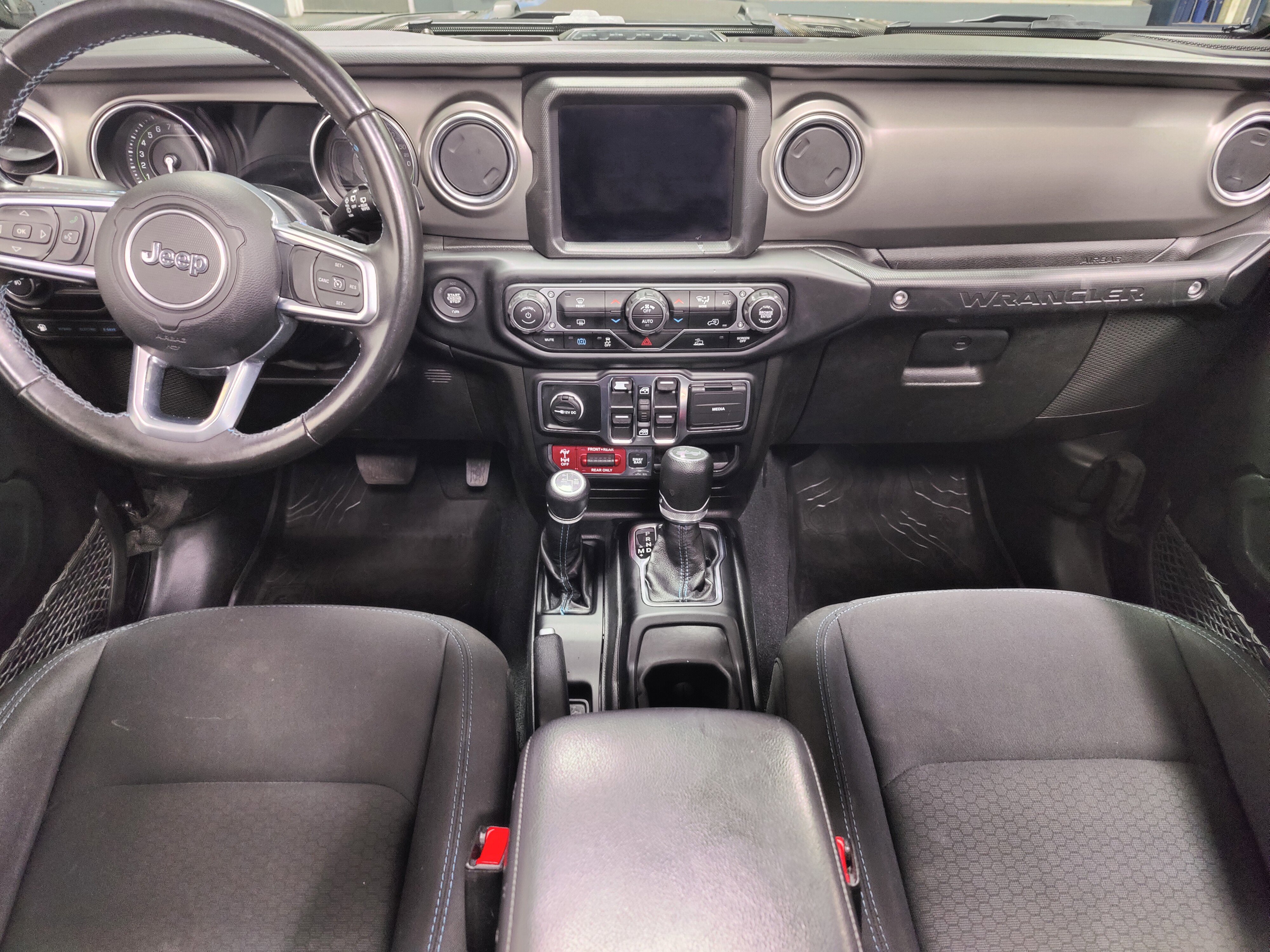 Used 2022 Jeep Wrangler Unlimited Rubicon 4xe image 15