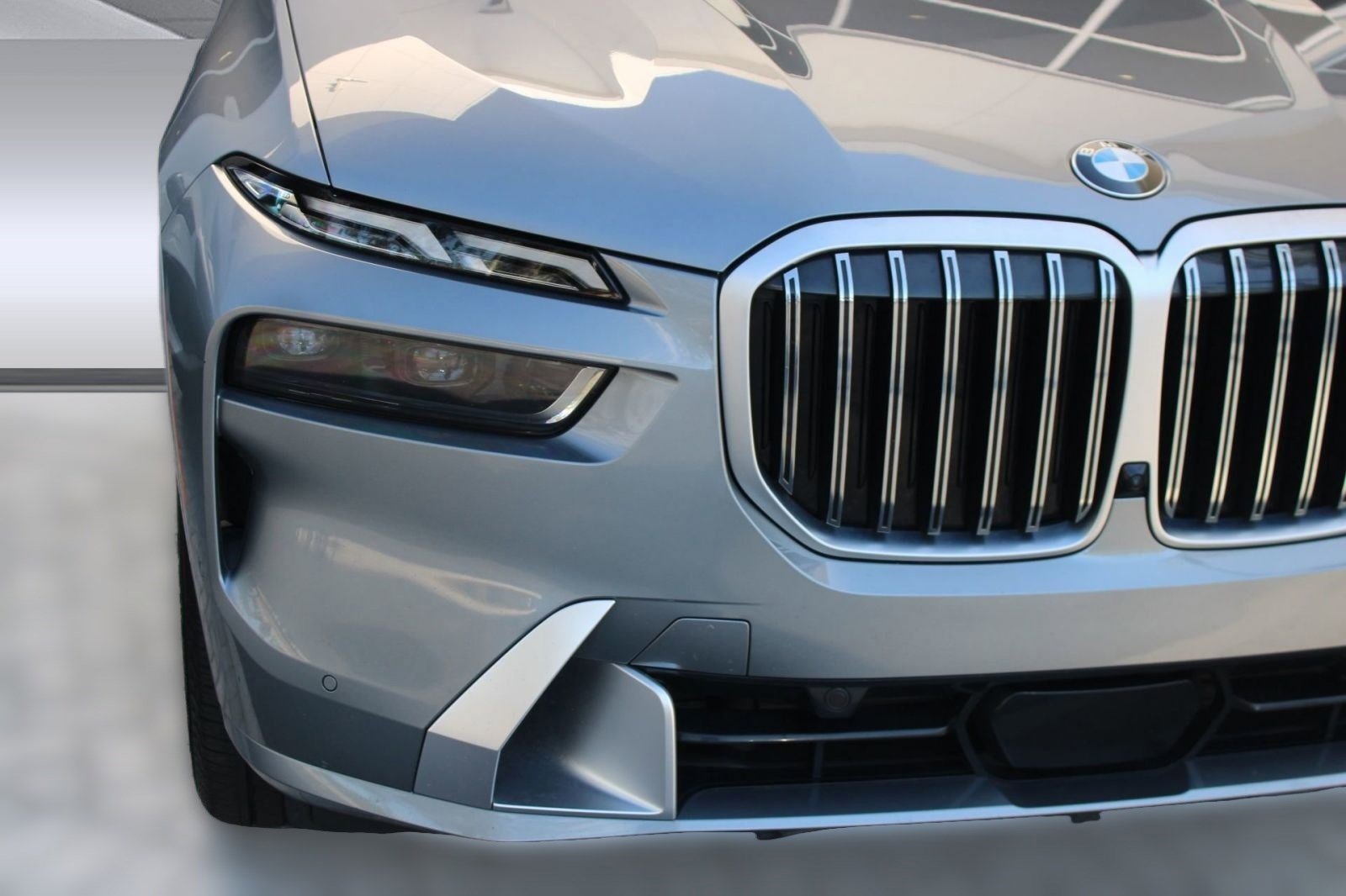 Used 2024 BMW X7 xDrive40i image 10