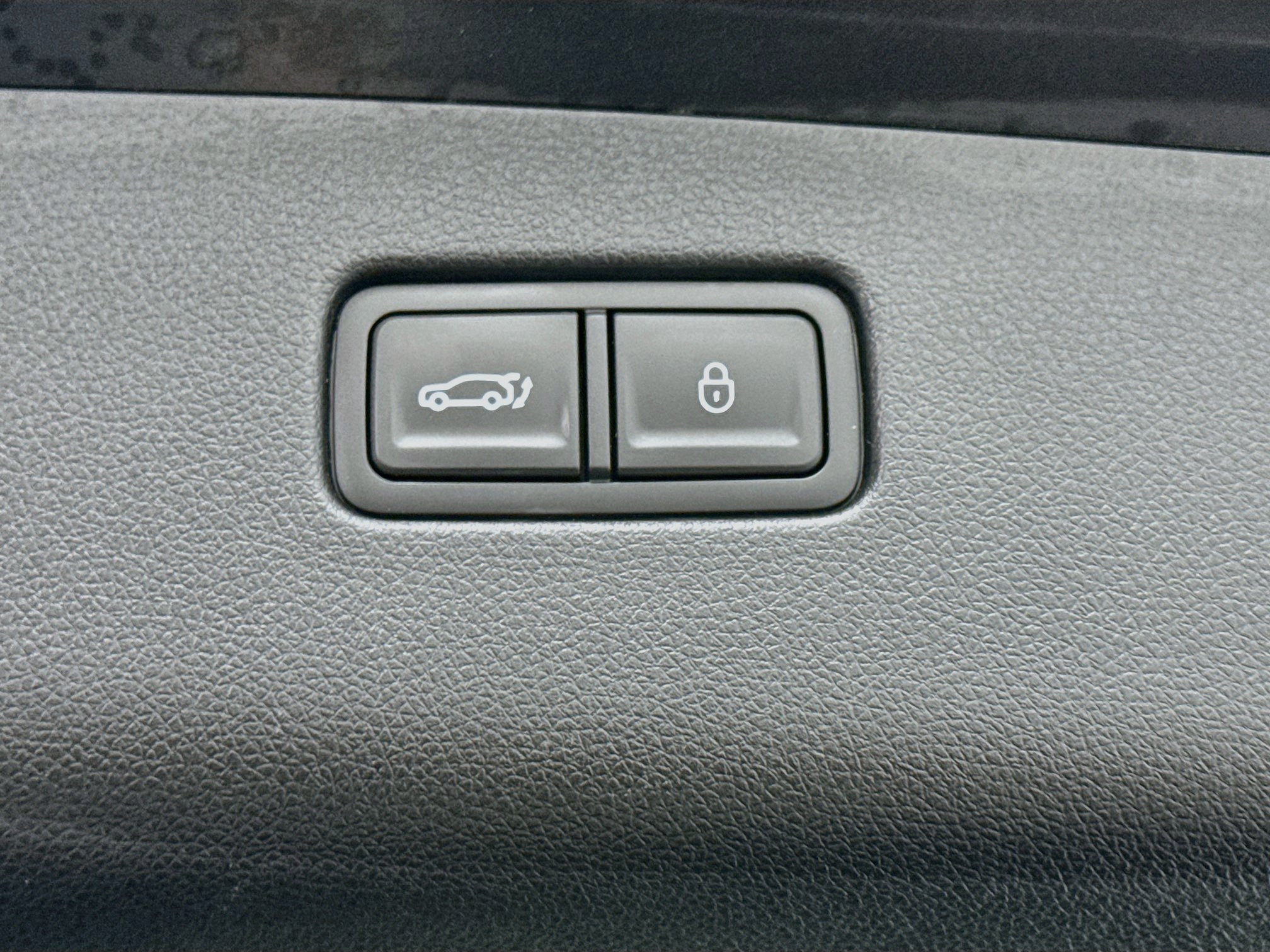 Used 2025 Genesis GV70 2.5T AWD/4WD image 31