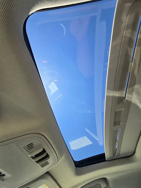 Used 2013 Buick Regal Premium FWD image 20